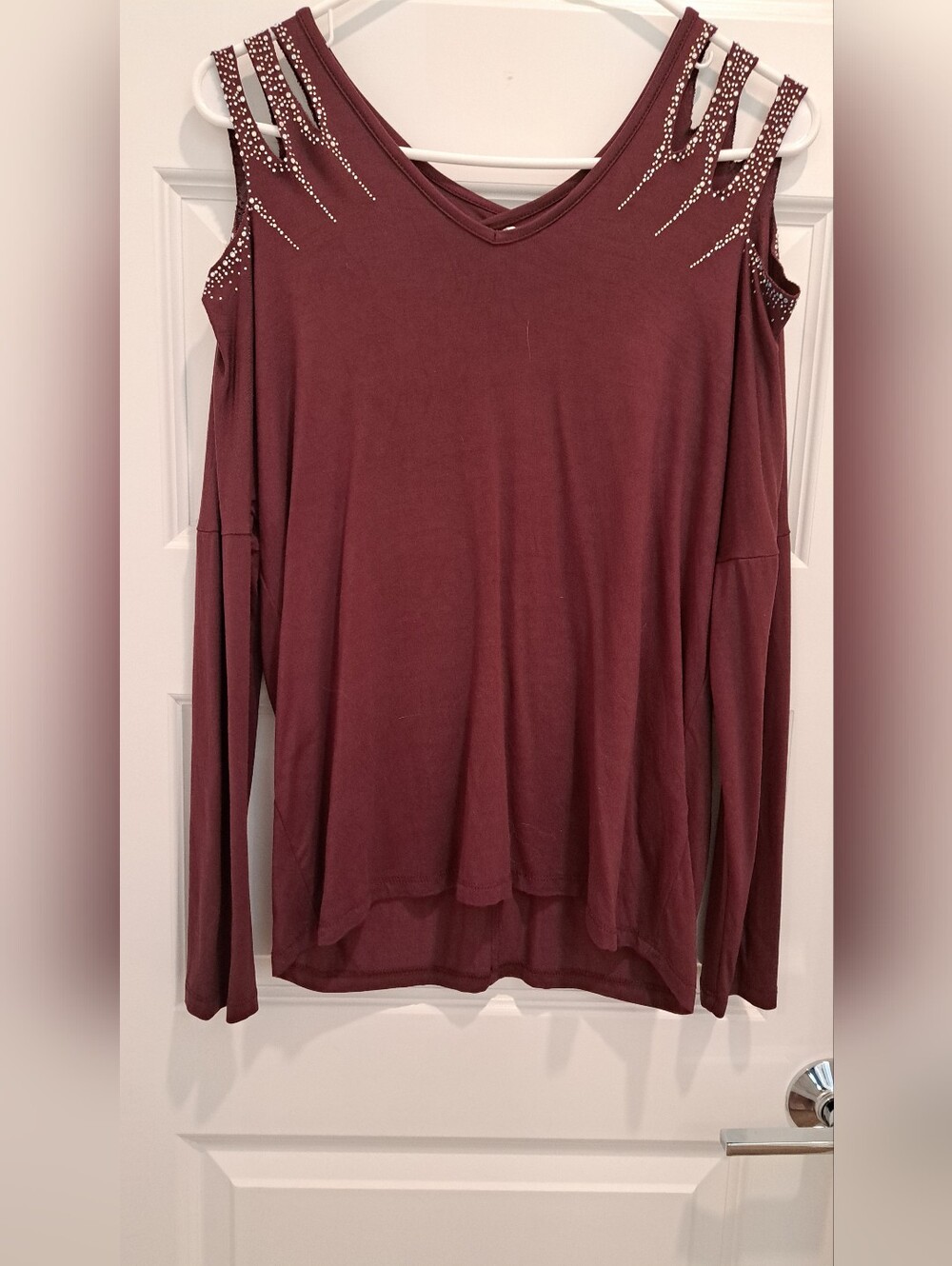 Women’s Cold-Shoulder Long Sleeve Top in Burgundy with Stud Detail